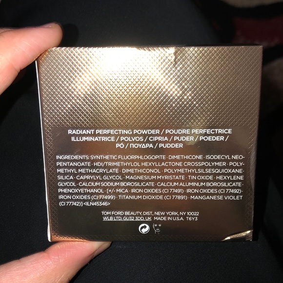 Powder - Picture 2 of 6